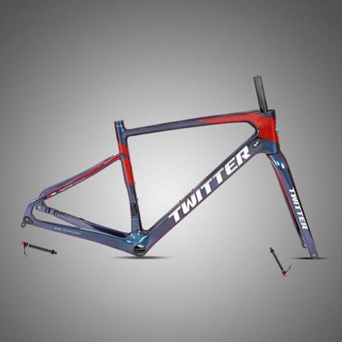 The new700Coff-road racing bicycle frame painted with cool color-changing carbon fiber on the barrel shaft of the special disc