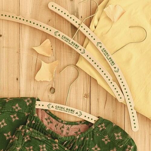 Light Luxury High-End Brass Hook Walnut Solid Wood Wooden Wardrobe Non-Marking Hanger Clothing Store