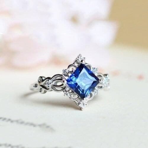 Elegant Womens Wedding Blue Crystal Zircon Ring Charming Lady Engagement Silver Color Rings Fashion Party Jewelry Girl Gift