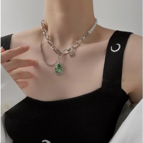 Fashion Metal Pearl Rhinestone Heart Necklace Green Water Drop Gemstone Necklace ins Hip Hop Clavicle Chain For Women Jewelry