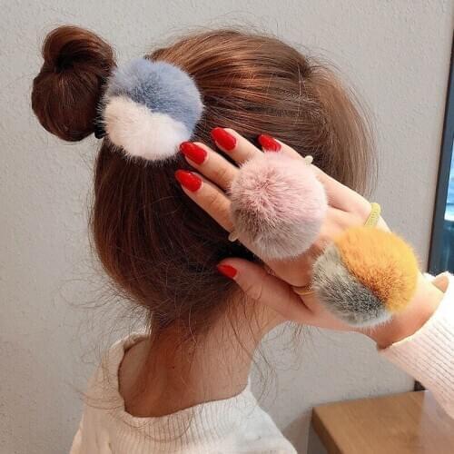 Winter New Women Cute Pom Poms Hair Bands Girls Plush Scrunchie Sweet Hair Ornament Headband Hair Bands Fashion Hair Accessories