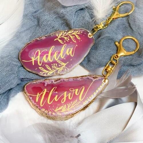 60pcs Unique Customized agate Wedding favors Bride to be Bridesmaid gift party table decorations personalized keychain gifts