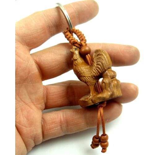 Mahogany Three-dimensional Engraving Keychain Lifelike chicken Keyring gift for friends women men jewelry car keychain 2pcs