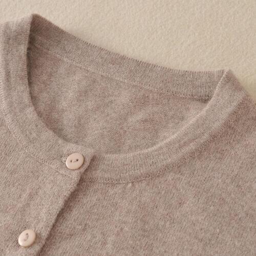 Menca sheep Women's Knitted Cardigans