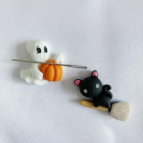 Needle Minder Halloween Ghost Pumpkin Needle Holder Magnet for Cross Stitch