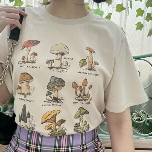 Mushroom Print Vintage Fashion Oversized T Shirt Women T-shirts Grunge Aesthetic Streetwear Graphic Tees Cute Tops Clothes