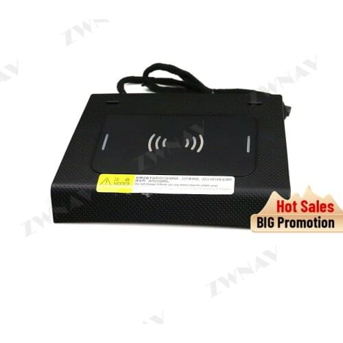 QI Car Infrared wireless charger for BYD Song SUV 2016 2017 2018 Intelligent Infrared Fast Wireless Charging Car Phone Holder