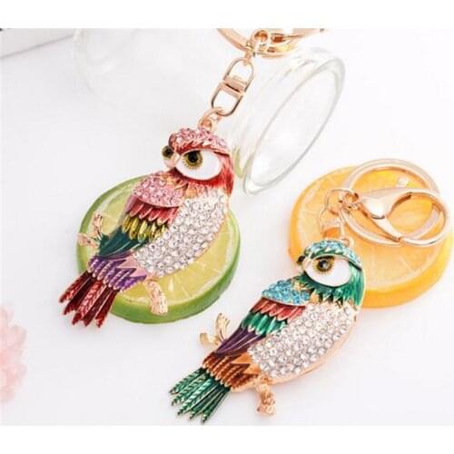 Colorful Cute Rhinestone Parrot Bird Keychains For Women Metal Pendant Keyring Crystal Keyholder Car Key Chain Trinkets