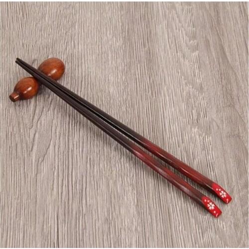 1pair Chopsticks Student Travel Chopsticks Portable Solid Wood Chopsticks Tableware