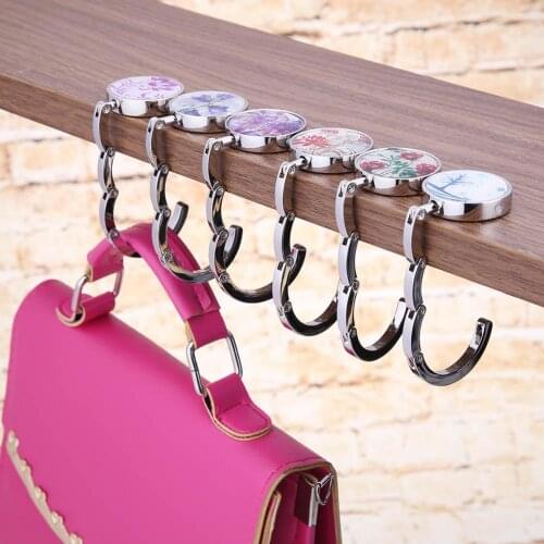 1Pc Round Metal Hanger Hook Holder Unique Folding Portable Flower Pattern Fashion Table Hook Crystal Alloy Purse Handbag Bag