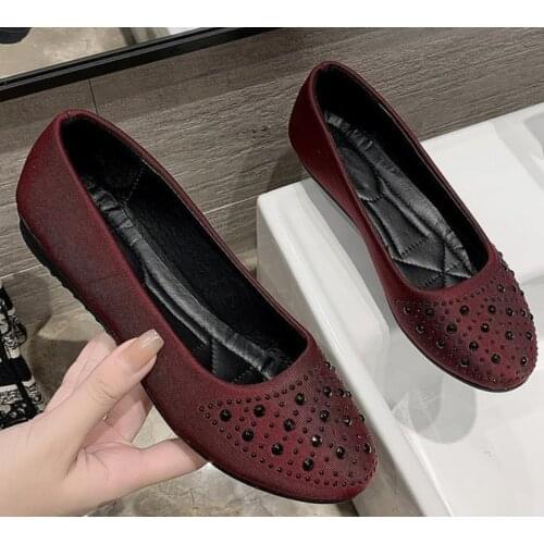 Flat Shoes for Women British New Shoes Woman Loafers Soft Casual Women Ballet Flats Wedding Shoes Pointed Toe Comfortable Shoes