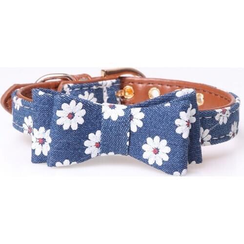 18PCS / LOT Pet Flower Print Collar Cat Bow Tie Dog Triangular Towel Adjustable Neck Strap Dog Accessories