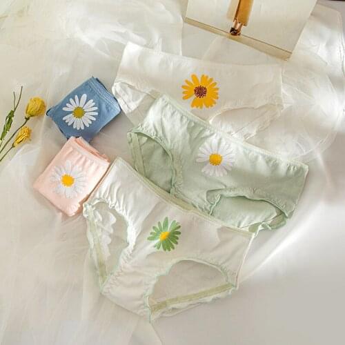 Summer Girls Fashion Daisy Flower Cotton Underpants Women Sweet Cozy Briefs 2020 New Korean White Underwear Wholesale