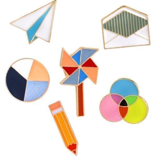 Fashion Origami Aircraft Colorful Circle Envelope Cartoon Brooches Women Pins Collar Clothes Bag Badges Decoration Jewelry Gifts