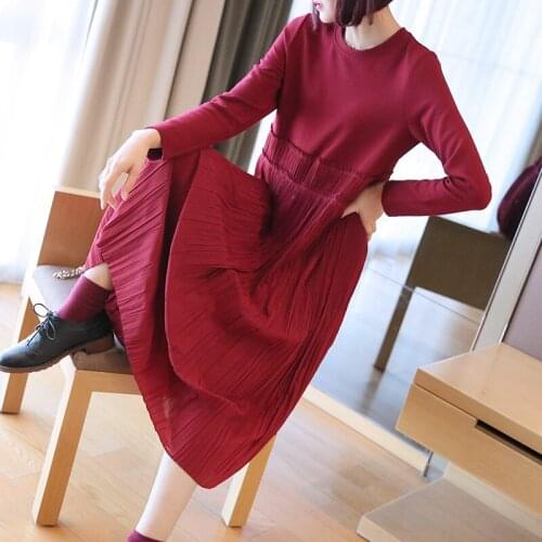 2020 New Autumn and Winter Womens Long Sleeve Loose Big Swing Midi Patchwork Red French Retro Dresses Elegant Robe Hiver Femme