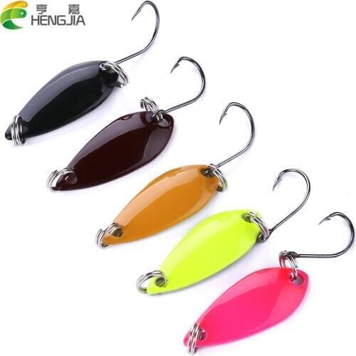 HENGJIA 5pcs 3cm/2.6g Isca Artificial Fishing Lure Metal Spoon Spinner Wobbler Hard Carp Fishing Pesca Fishing Tackle