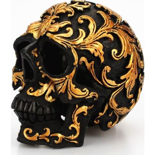 Resin Craft Black Skull Head Golden Carving Halloween Party Decoration Skull Sculpture Ornaments Home Decoration Accessories