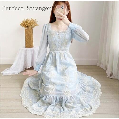 2021 Autumn New Arrival Hot Sale Elegant Square Collar Flower Printed Long Sleeve Women Lace Long Dress