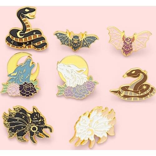 Creative Fashion Moon Sun Badge Cartoon Bat Wolf Fox Snake Metal Enamel Brooch Cute Couple Lapel Backpack Jewelry Gift