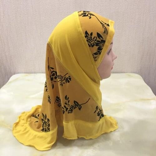 Small Girl Hijab Muslim Turban Scarf Full Cover Prayer Hat Fit 2-7 Years Old Girls Pull on Islamic Instand Shawl Amira Hijabs