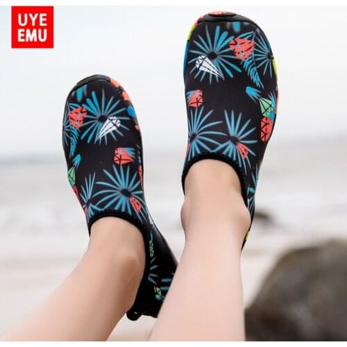 UYEEMU Beach Wading Shoes Men And Women Thickened Soft Bottom Non-Slip Anti-Cutting Seaside Fashion Gym Running Sports Size34-47