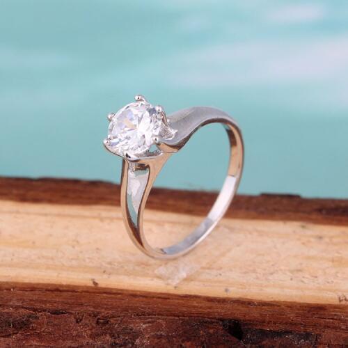 2019 High Quality Cubic Zirconia Rings Wedding Gift For Women round Silver Color Ring Classic Single Simulation Six-Claw Jewelry