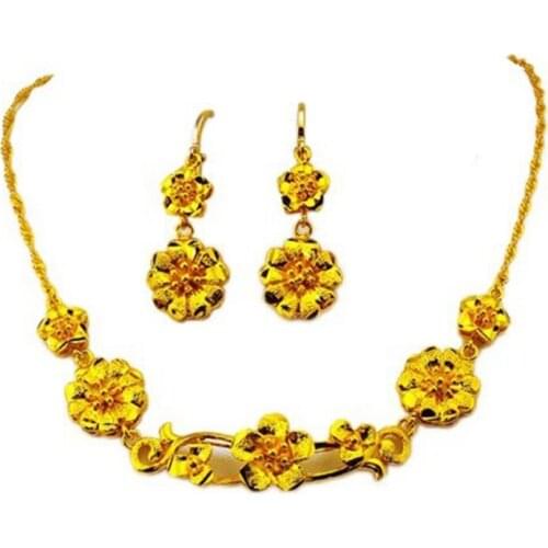 2pcs of Set Solid Yellow Gold Filled Wedding Womens Golden Flower Patterned Necklace Earrings Set