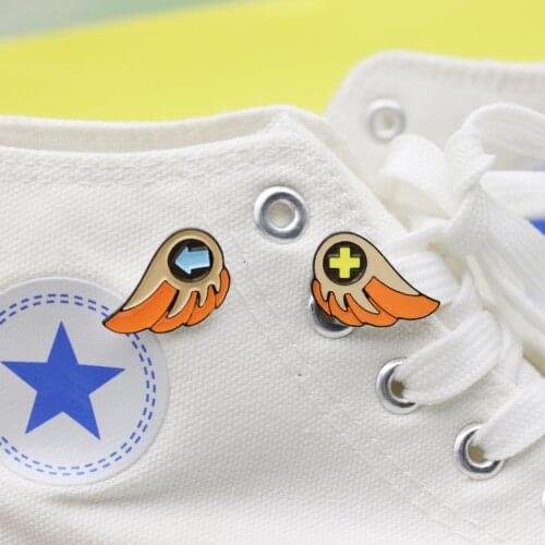 Cartoon lovely wing Enamel Brooch Game lovers ANGEL WINGS BADGE Creative Lapel Pin Bag Jewelry Gift Trinket