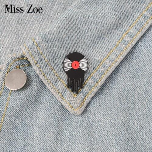 Music Flowing Enamel Pin Custom Vintage Vinyl Record Brooches Badges Lapel pin Shirt Bag Punk Jewelry Gift for Friends