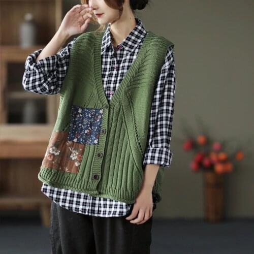 Johnature Women Knitted Sweaters Vests Vintage V-Neck Sleeveless Patchwork 2021 Spring New Button Chinese Style Sweet Sweaters