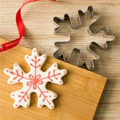 Snowflake Stainless Steel Biscuit Pastry Cookie Cutter Cake Decor Mold Tool
