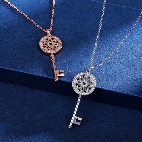 Exquisite Crystal Tassel Pendant Key Sweater Chain Necklace All-match Womens Necklace Accessories Jewelry