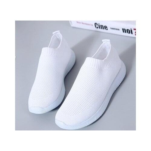 2020 New Summer Breathable Sneakers Woman Sports Shoes Sport Womens Running Shoes Tennis Training