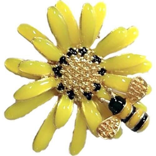 CSxjd Cute little bee Enamel Daisy Flower Chrysanthemum Brooch Pins Brooches for Woman Jewelry