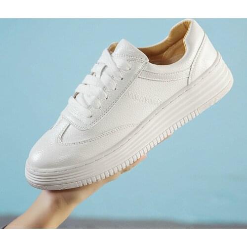 Large size 2021 autumn new thick-soled white shoes womens lace casual all-match sports shoes sneakers womens shoes trend