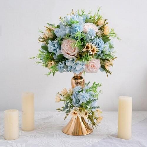 Wedding table floral decoration Wedding scene Wedding props Main layout photography Tabletop decorations fake flower set