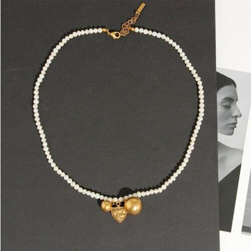 European and American necklace retro court design bell shield pendant Russian gold pearl necklace