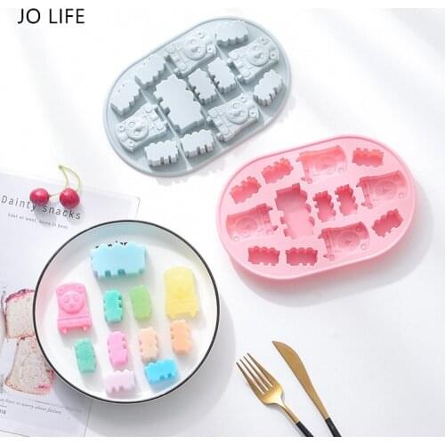 JO LIFE Adorable Toy Train Silicone Jelly Mold Cartoon 3D Cake Decoration Moulds Fondant Dessert Candy Gummy Mould