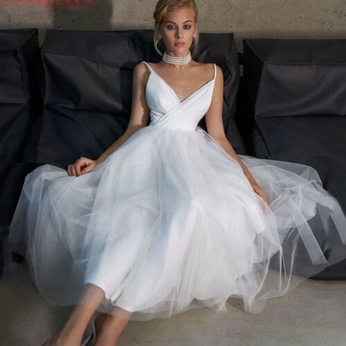 Short Wedding Dresses Satin Knee Length With Crystal Beading Bridal Gowns With Pocket Elegant Simple Scalloped Cap Sleeve 2021