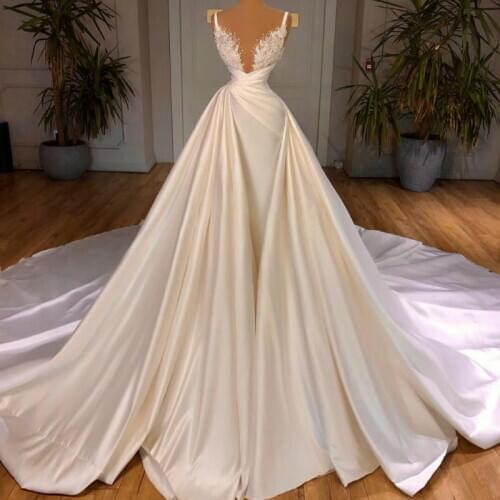 Luxury Princess Wedding Dresses with Detachable Train Satin Bead Castle Bridal Gowns Ruffle Plus Size Robe De Mariage