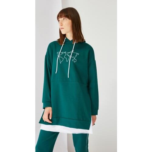 Trendyol Printed Hooded Knitted Sweatshirt TCTSS21SW0400