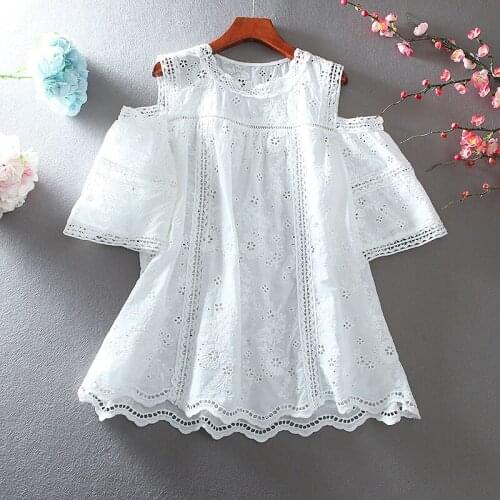 Womens Spring Summer Designer Hollow Out Embroidery Off Shoulder Long Cotton Shirt Female Casual Loose T Shirt Top TB578