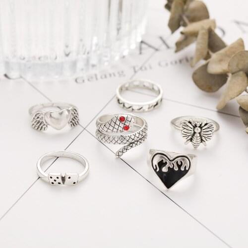 6Pcs Punk Silver Color Flame Heart Rings for Women Goth Kpop Snake Bee Dice Animal Couple Fashion Jewelry Gift