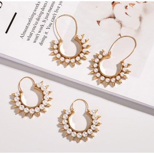 New Fashion Retro rivet pearl C shape vintage circle sunflower Drop Earrings for Women