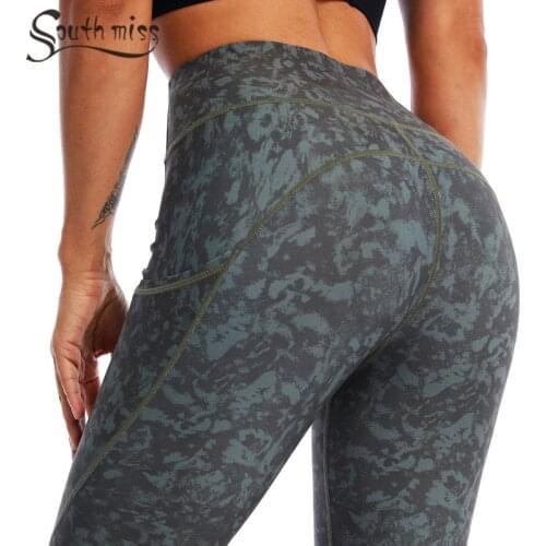 High Rise Green Camouflage Printing Sport Legging with Pockets Squat Proof Stretchy Yoga Pants Premium Gym Tight