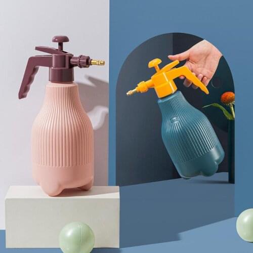 1pc Plant Flower Spray Bottle Garden Watering Pot Mister 1500ml Water Cans Sprayer Bottle Spray Irrigation Supplies Garden Tool