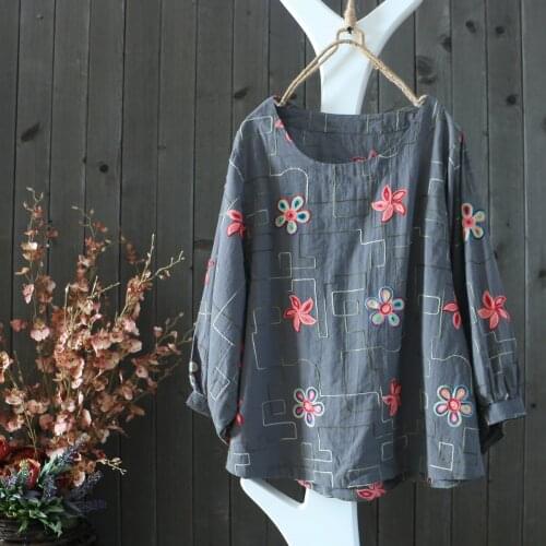 National Flower Embroidery Women Blouse Chinese Style Spring Autumn Vintage Casual Loose Shirt Cotton Linen Women Clothing Tops