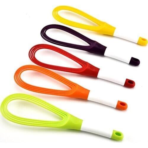 1Pcs Multifunction Rotatable Balloon And Flat Whisk Egg Beater Plastic Hand Knead Dough Blender Egg Mixer Tools Kitchen Gadget