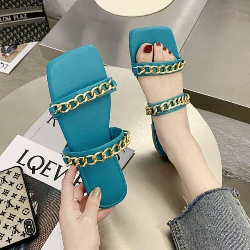 Womens Slippers Open-toe Womens Sandals Fashion Solid Color PU Womens Slippers Flat-heel Beach Shoes Chain Womens Shoes