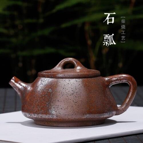Raw ore, firewood, new-style Ladybug pot, wholesale, kiln change, gifts, customized high-grade teapot, one for sale